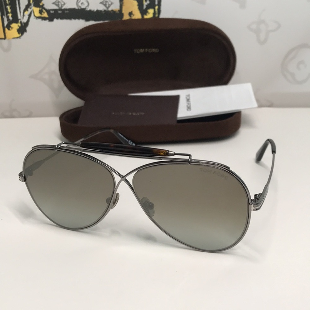 Tom Ford TF818 08G Holden Aviator Sunglasses Gunmetal Brown Gradient Mirror 60mm